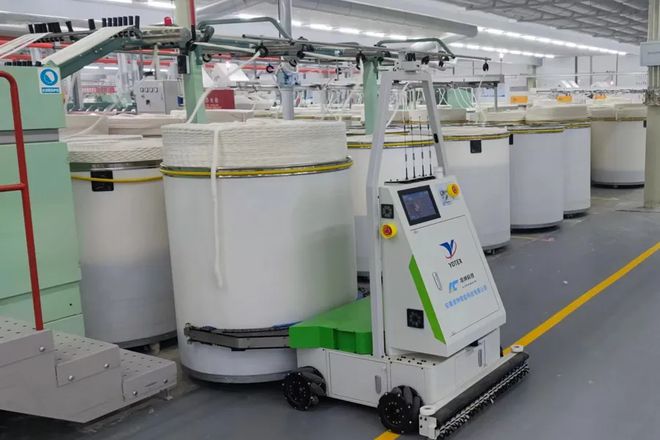 米乐m6科技平台：2024纺机展凌坤科技搬运机器人：推动纺织智能化变革(图2)