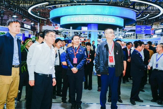 米乐m6科技平台：海信亮相交博会：以AI点亮城市智慧交通(图2)