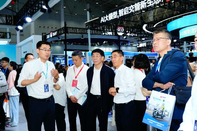 米乐m6科技平台：海信亮相交博会：以AI点亮城市智慧交通(图4)