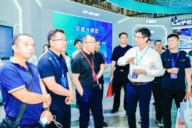 米乐m6科技平台：海信亮相交博会：以AI点亮城市智慧交通(图5)