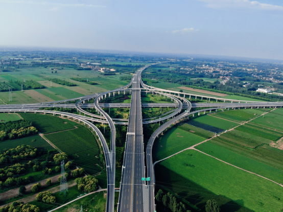 米乐m6科技：百度AI助力京雄高速智能升级大模型应用覆盖多场景成效显著(图1)