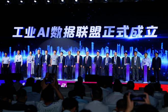 米乐智能科技：“大模型+智能体”组成的工业最强大脑这次真来了(图4)