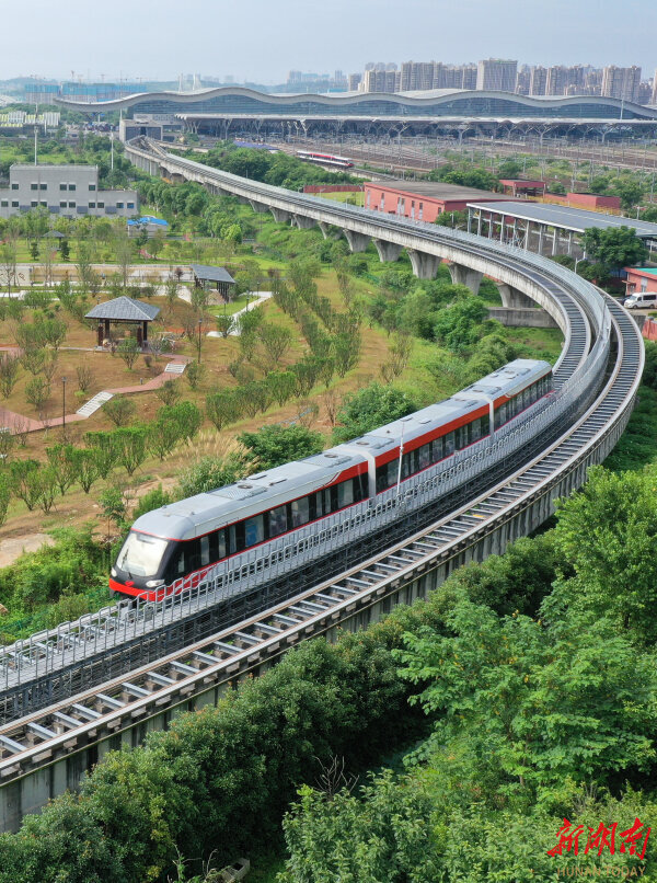 米乐m6：深度｜“馅饼”还是“陷阱？磁浮交通何去何从？(图1)