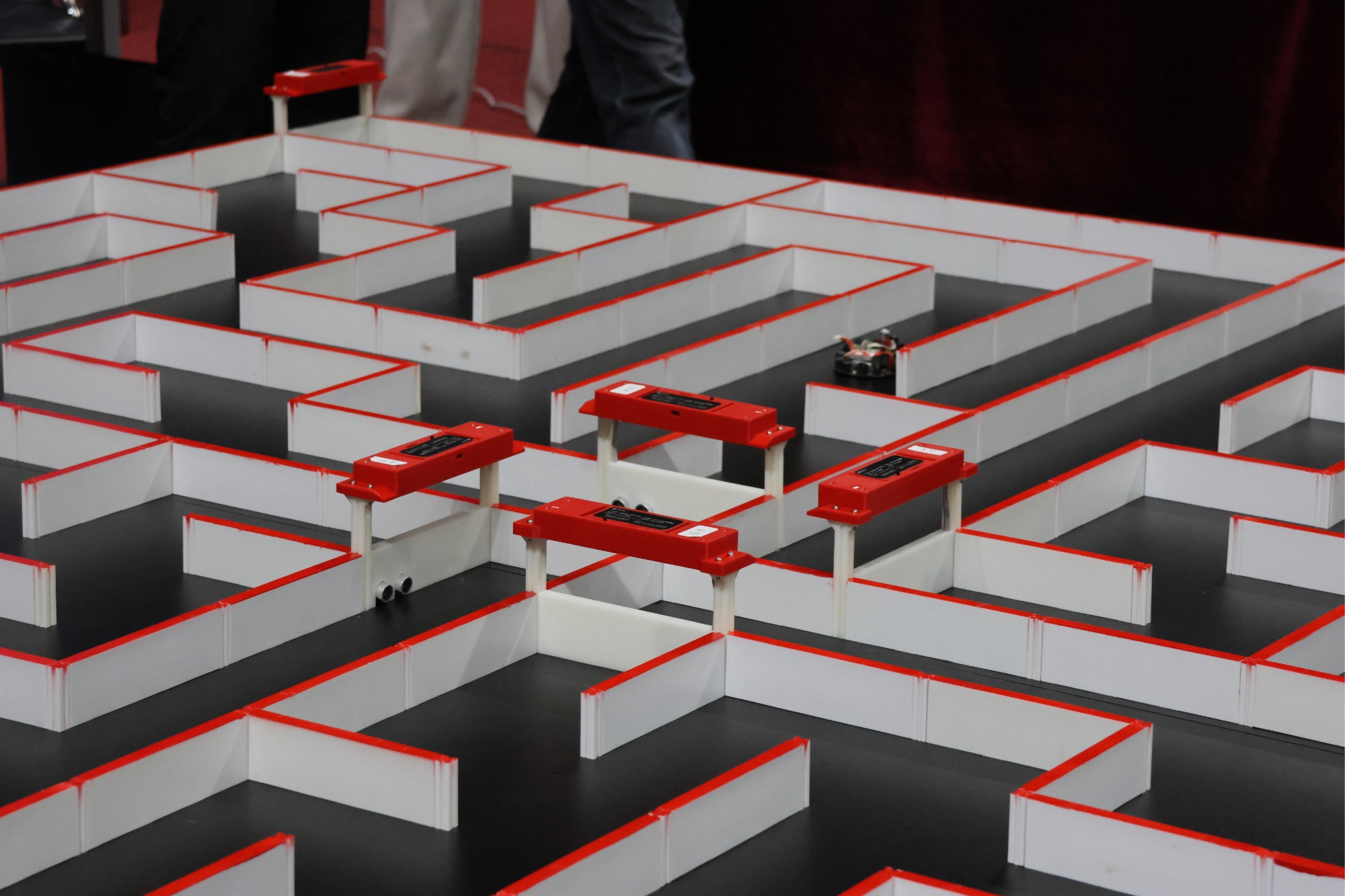 米乐m6科技平台：“启诚杯”第十四届京津冀大学生人工智能电脑鼠竞赛开赛(图2)