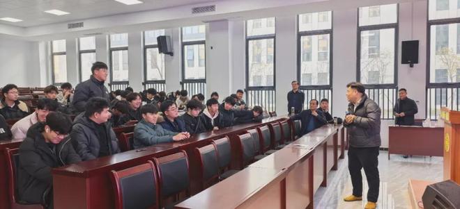 信阳工程职业学院举办秋季学期首场企业校园宣讲活动(图3)