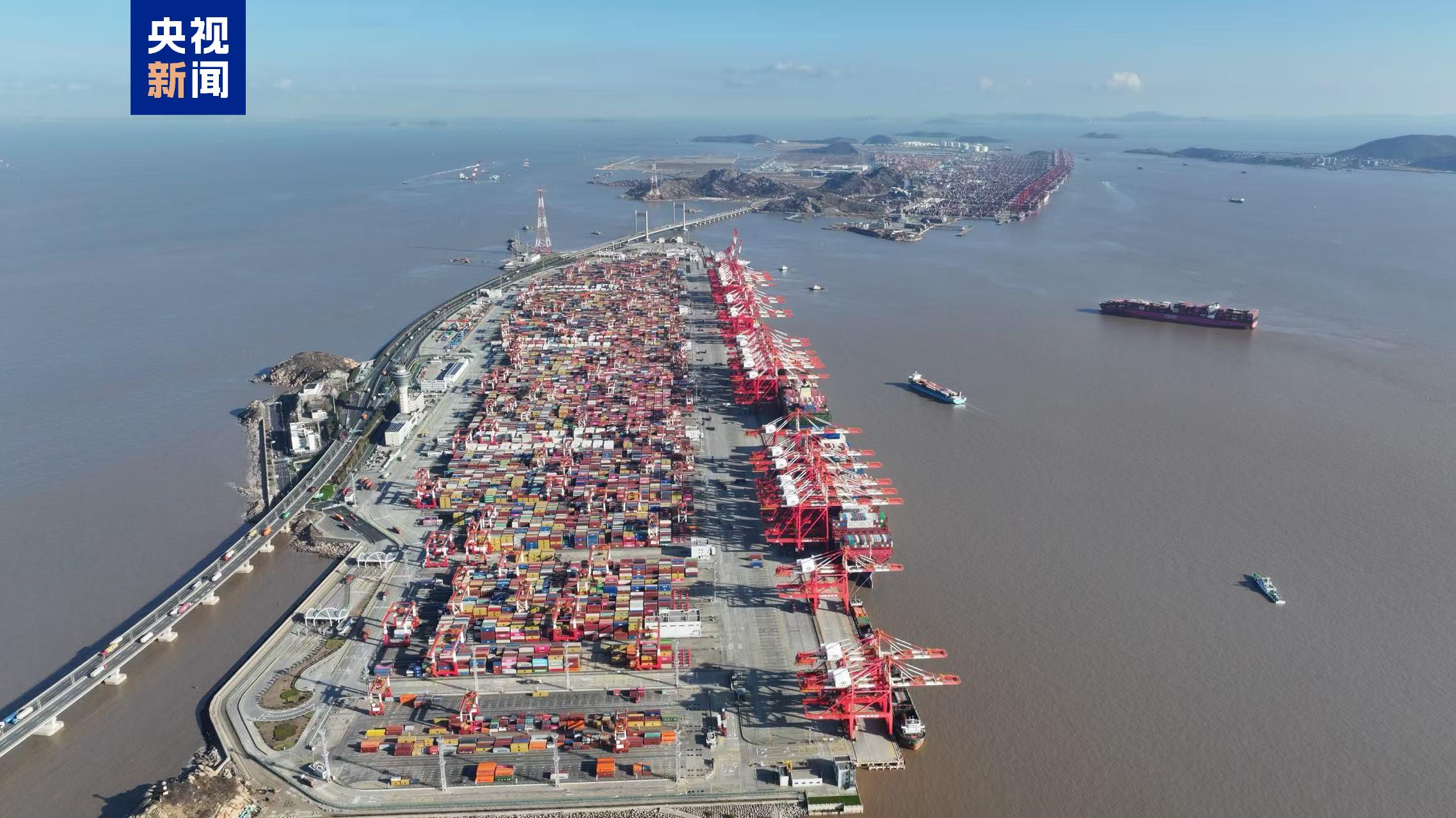 米乐m6：28706万标箱！上海洋山深水港集装箱吞吐量再创历史新高(图2)