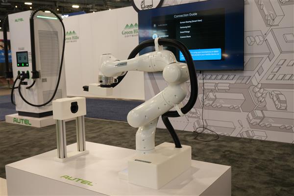 道通科技CES2026展示AI系统级突破：具身智能集群与智能充电网络勾勒未来城市蓝图(图2)