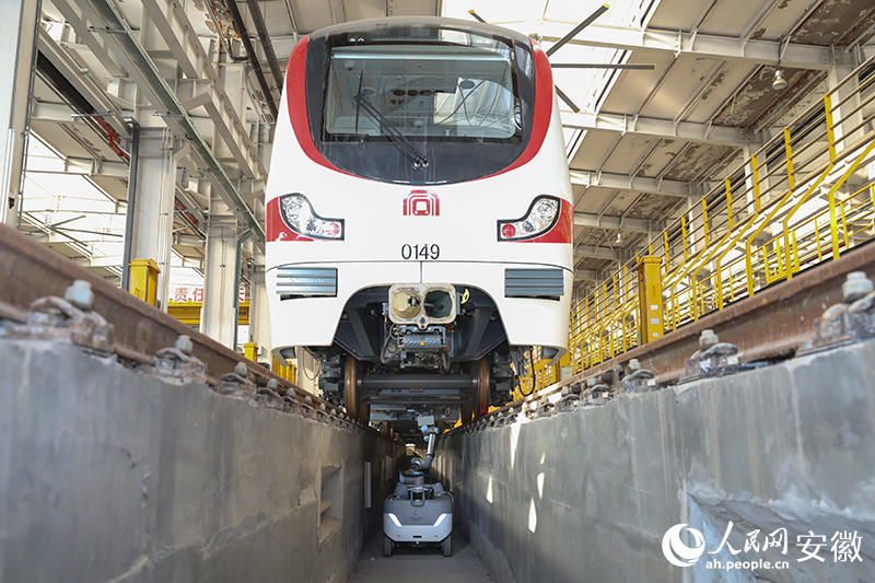 米乐m6：全國首個！合肥軌道發布“機器人軍團”(图3)