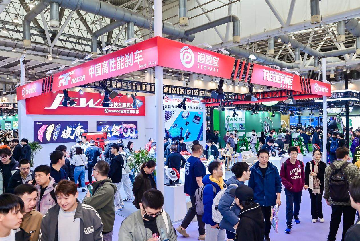 JSW吉世威科技：一位赛车手的26年极速追梦路(图5)