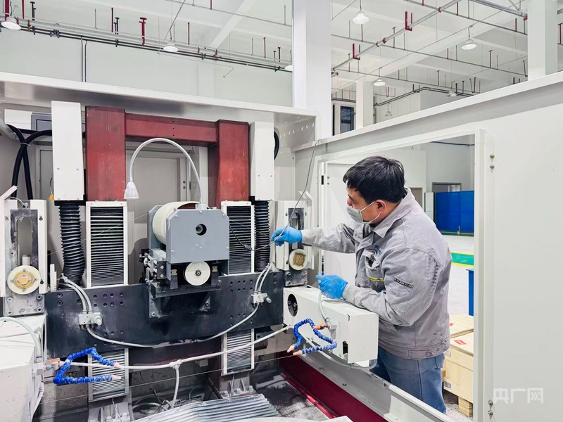 米乐m6科技：奋楫冰城向新而行｜哈尔滨：燃动新引擎托举大国重器(图3)